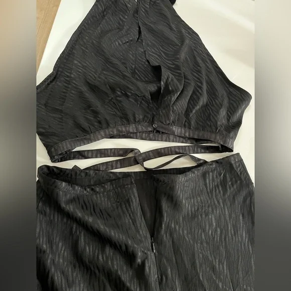 Lulus Fierce Vision Black Jacquard Print Satin Cutout Midi Dress - Picture 11 of 14